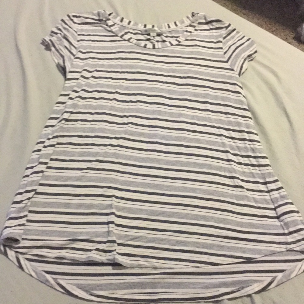 Short Sleeve De Collection Top